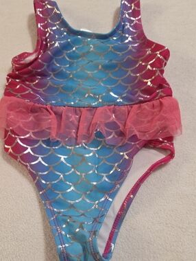 KINNLY SWIMSUUT